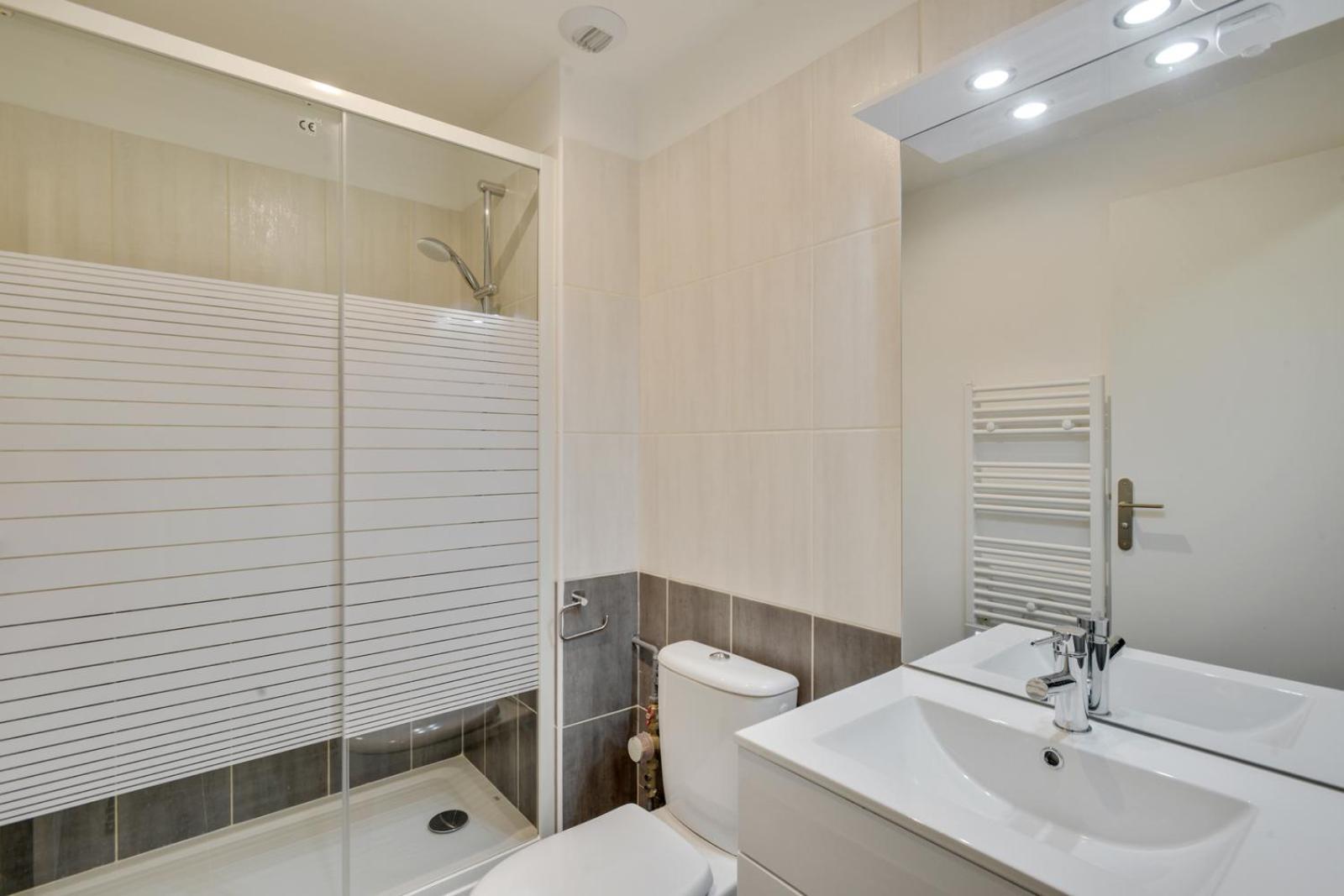 806 Suite Magic - Superbe Appartement Bagnolet Exterior photo